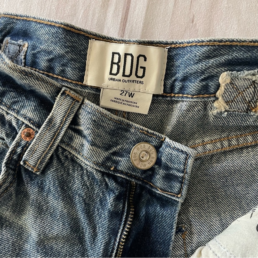 NWT BDG Logan Loose Barrel Jeans Women’s 27 Blue Denim Buckle Baggy Boyfriend - Picture 12 of 16